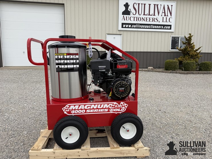 2026-magnum-4000-series-hot-water-pressure-washer-image-4