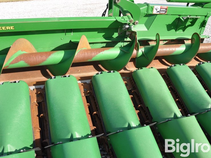 2023-john-deere-c18f-image-13