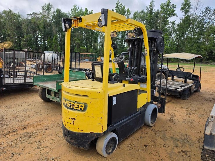167---hyster-type-e-industrial-forklift-image-3