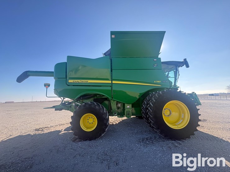 2022-john-deere-s780-image-4