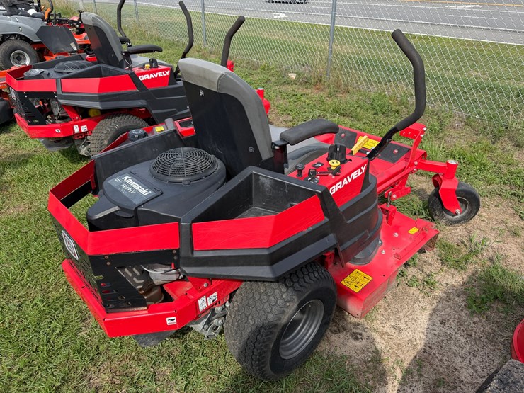#6007-•-gravely-52"-ztx52-zero-turn-lawnmower-image-7