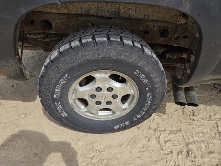2004-chevrolet-1500-image-6