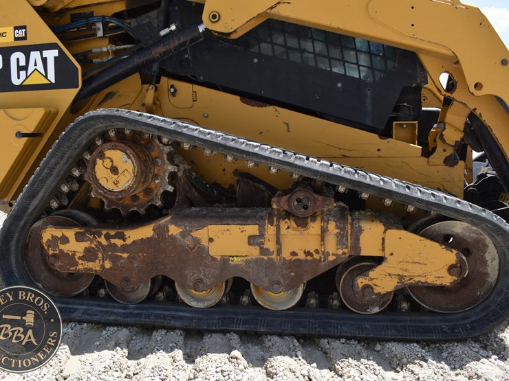 2019-caterpillar-259d-image-33