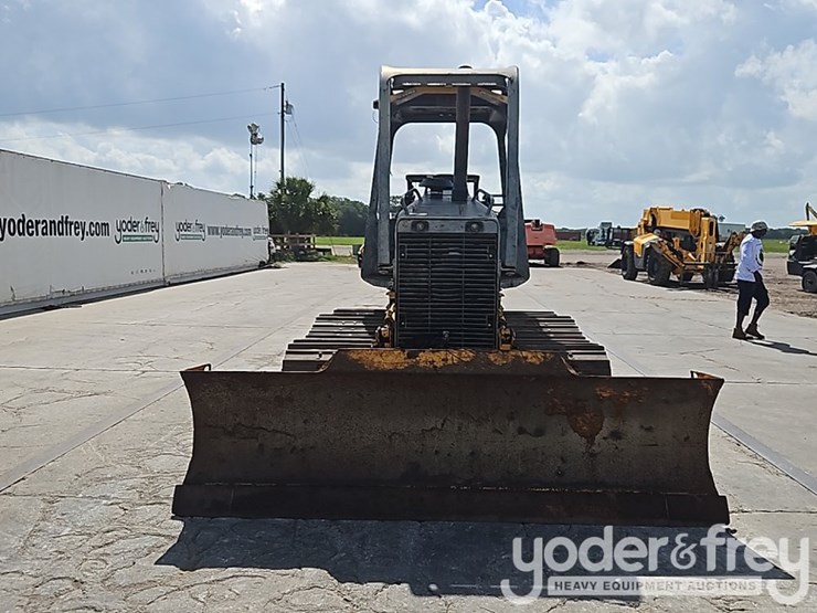 2006-deere-450j-lgp-image-16