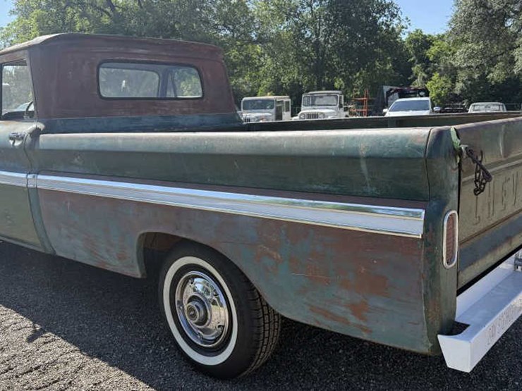 1965-chevrolet-c10-image-10