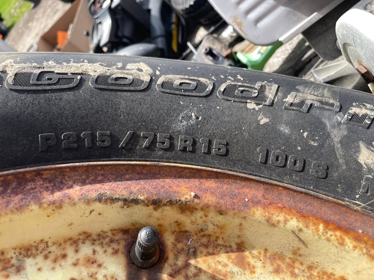 #2136-•-(1)-bfgoodrich-trailer-tire-image-6