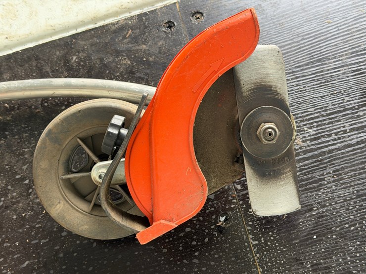 #6063-•-husqvarna-x-series-323e-edger-image-8