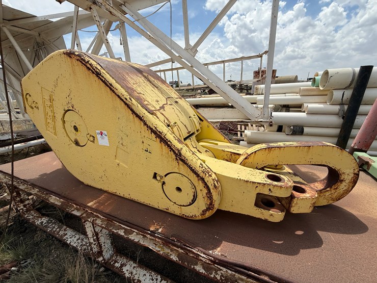 ideco-350-ton-5-sheave-1-1/4”-line-block-image-1