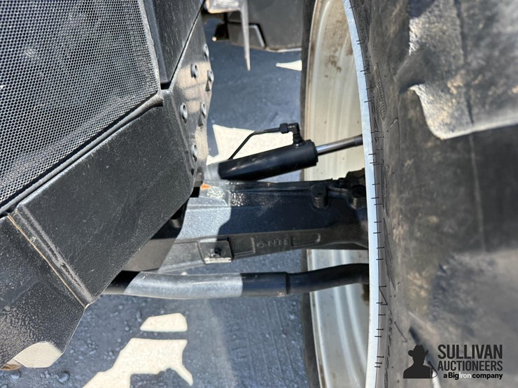 2013-new-holland-t7.250-image-15