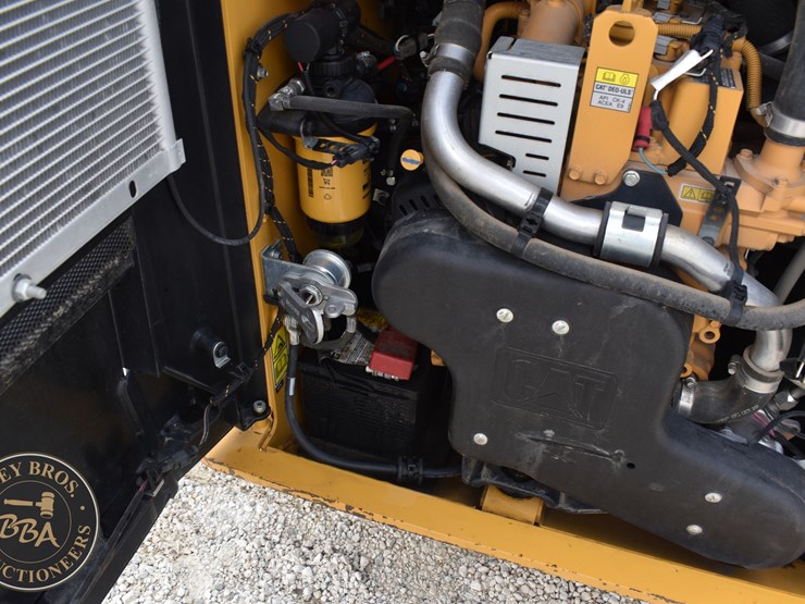 2023-caterpillar-259d3-image-29
