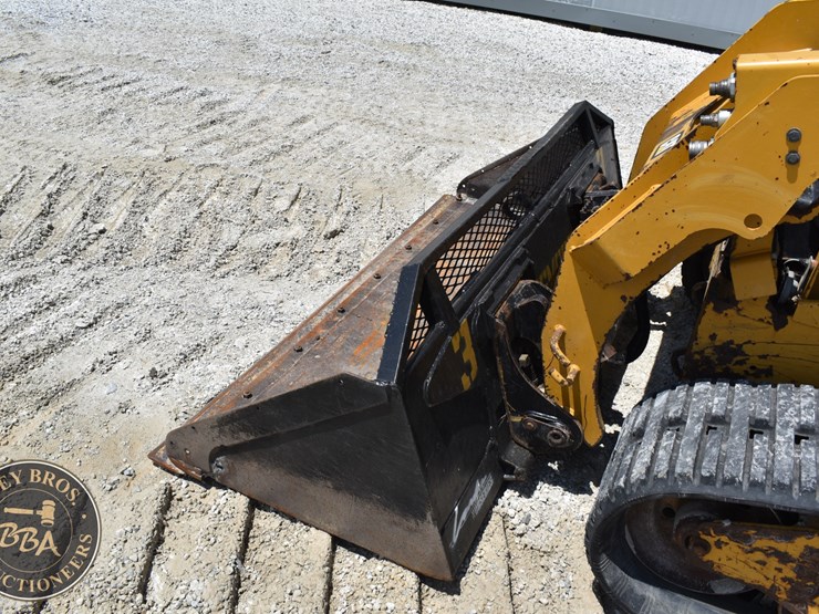 2019-caterpillar-259d-image-15