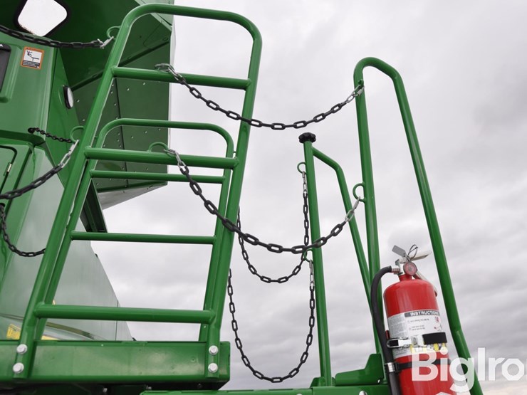 2023-john-deere-s780-image-17