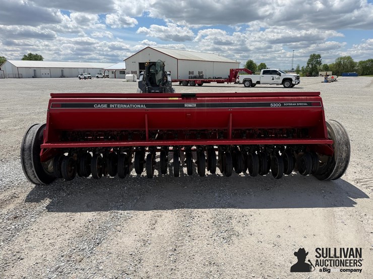 case-ih-5300-image-6