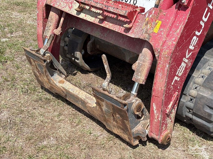 2020-takeuchi-tl10v2-image-7
