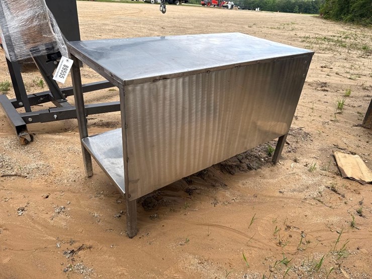 2233---2'-x-4'-stainless-table-image-3
