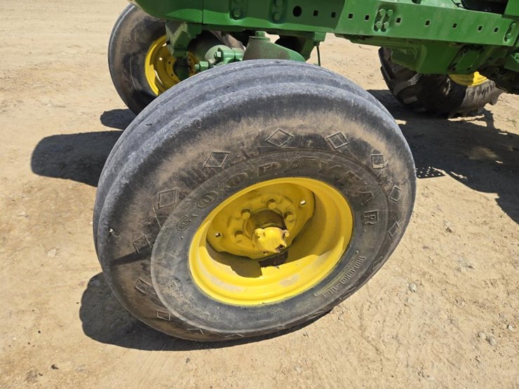 john-deere-4020-image-3