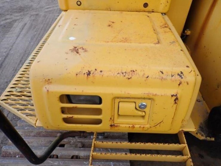 2001-deere-270-lc-image-37
