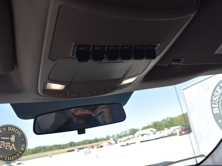 2017-ford-f550-xl-image-27