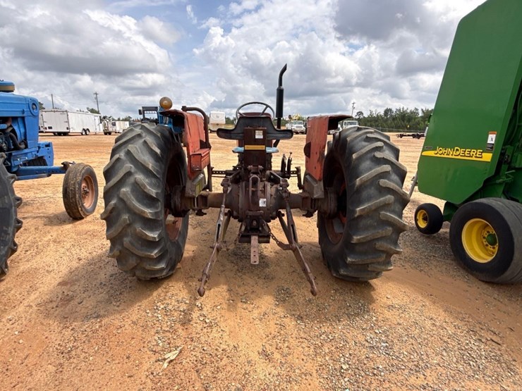 massey-ferguson-175-image-5