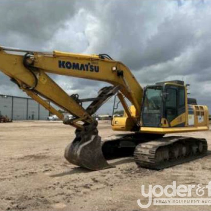 2017 KOMATSU PC210 LC-11