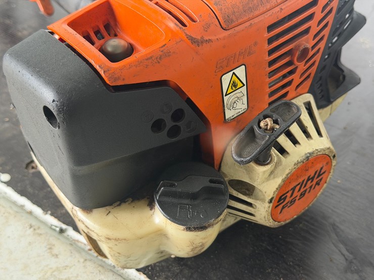 #6042-•-stihl-fs91r-string-trimmer-image-2