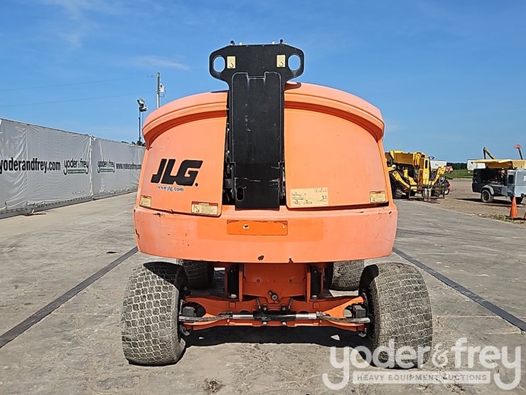 2018-jlg-400s-image-17