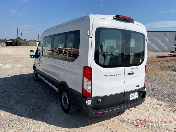 2019-ford-transit-image-3