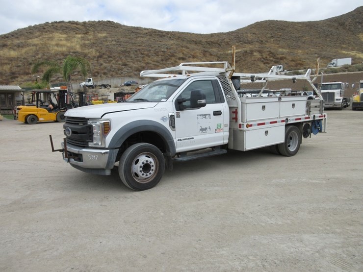 2019-ford-f550-xl-sd-image-1