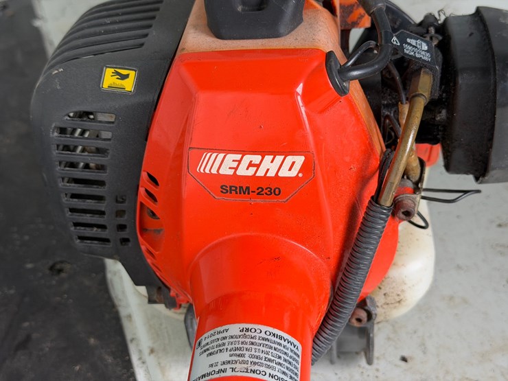 #6052-•-echo-srm-230-string-trimmer.-image-5