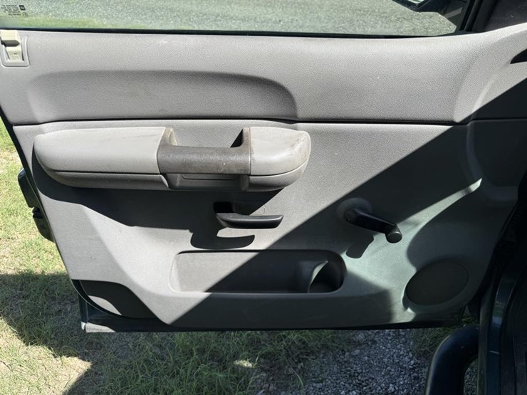 2008-chevrolet-silverado-1500-image-16