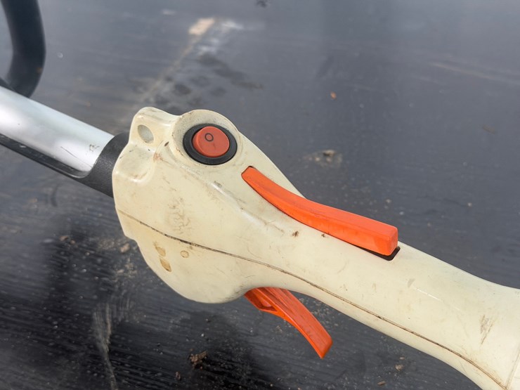 #6054-•-stihl-km56rc-string-trimmer-image-5