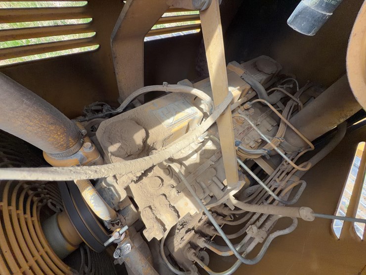 1995-caterpillar-d4c-image-30