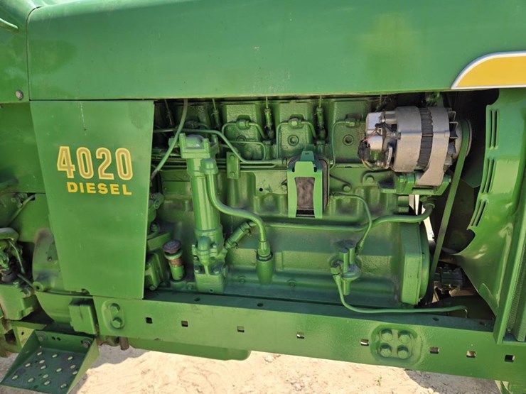 john-deere-4020-image-14