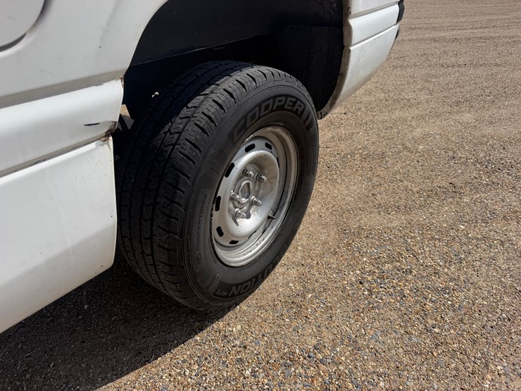 2001-dodge-ram-1500-image-10