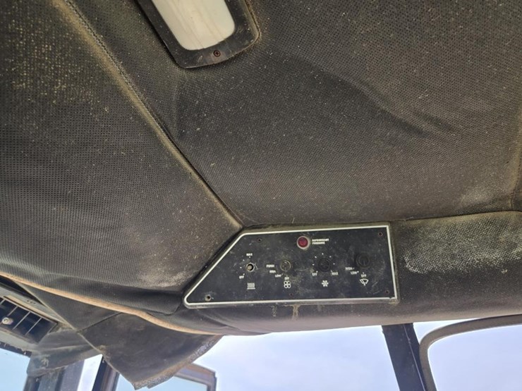 case-ih-5088-image-23
