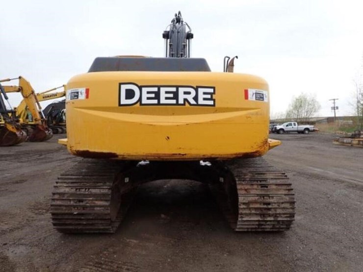 2010-deere-270d-lc-image-5