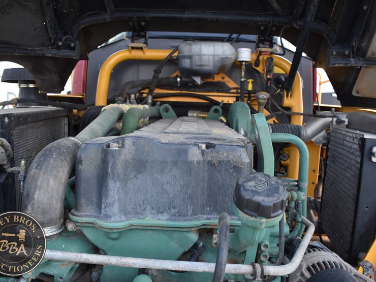 2007-volvo-a40d-image-45