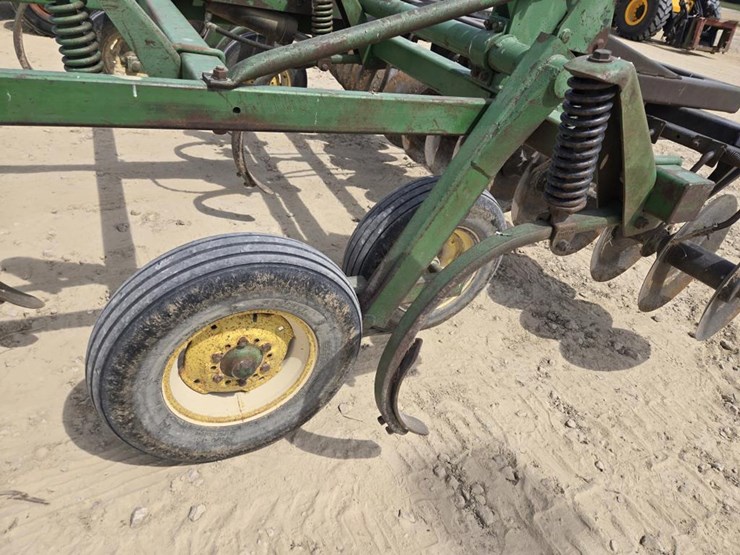 john-deere-1710a-image-10