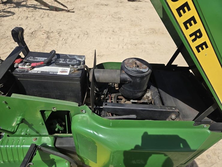 john-deere-400-image-9