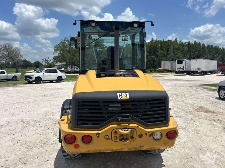 2018-caterpillar-908m-image-26