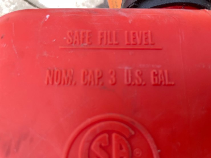 #2155-•-quicksilver-boat-gas-can-image-6