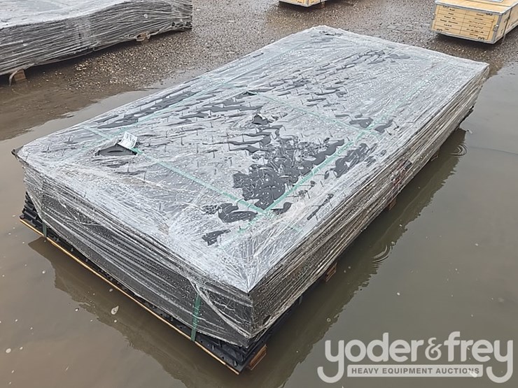unused-onshine-4'-x-8'-ground-protection-mats,-black-diamond-plate-tread-design,-black-image-3