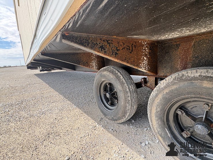 2023-satellite-60'x13'-quad/a-mobile-office-trailer-image-16