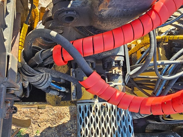 2000-caterpillar-574-image-82