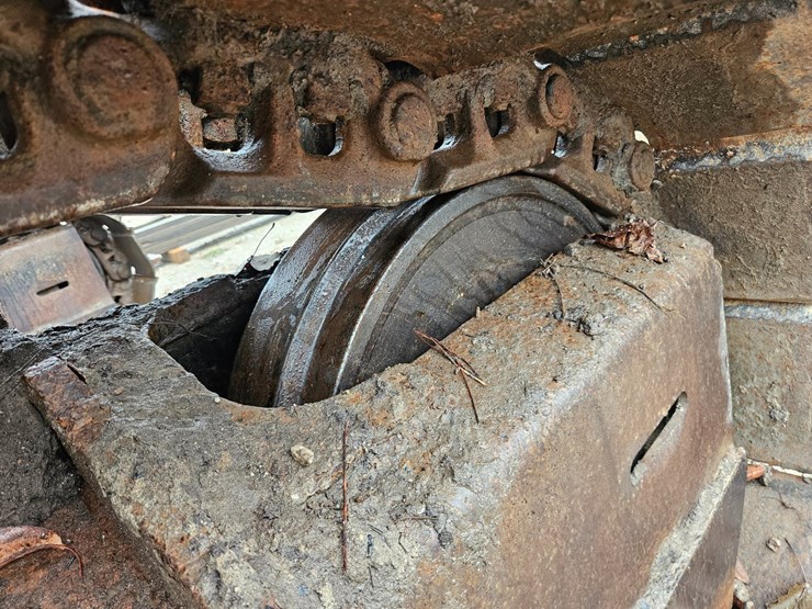 2010-deere-200d-lc-image-66