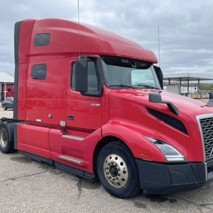 2021 VOLVO VNL 760