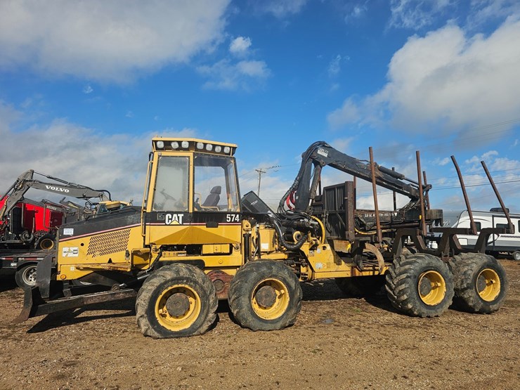 2000-caterpillar-574-image-4