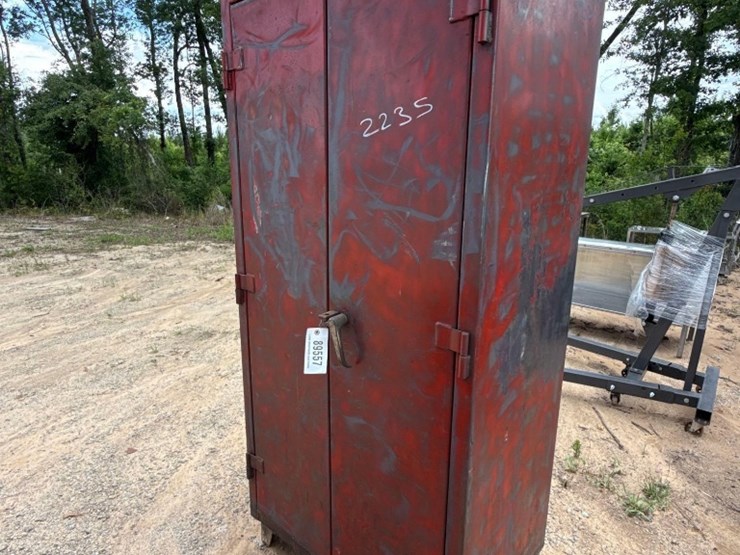 2235---3'x2'x6'-metal-storage-cabinet-image-2