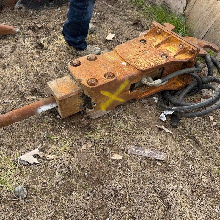 INDECO Hydraulic Hammer Attachment