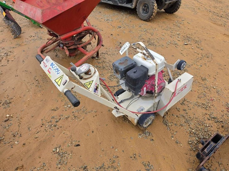 112---echo-14"-walk-behind-floor-saw-image-3